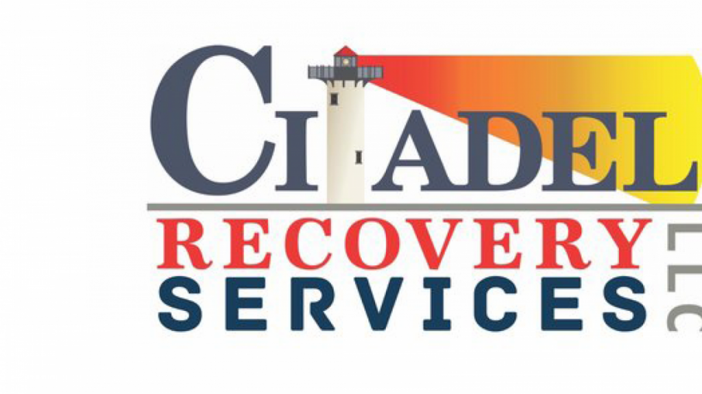  Empresa busca firmar acuerdos colaborativos con instituciones educativas locales para ofrecer certificaciones a sus empleados 