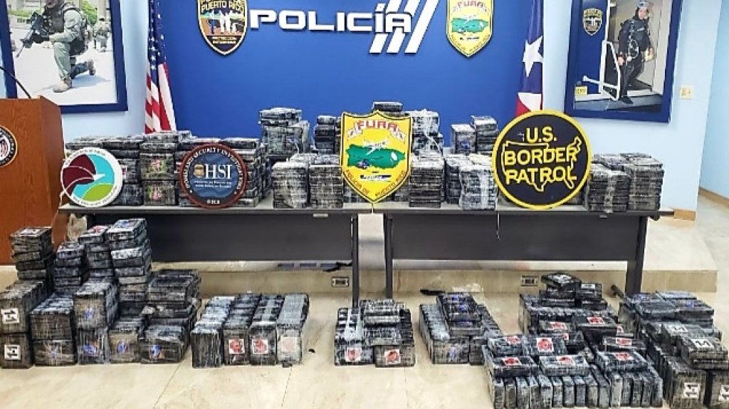  Fotos: Ocupan cargamento de Coca&iacute;na en playa de Yabucoa 
