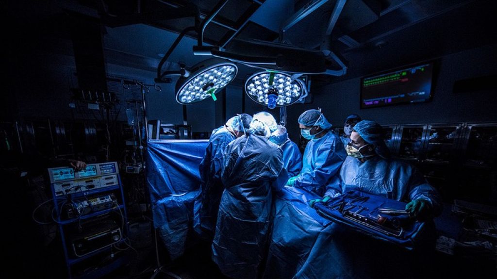 Nace el primer bebÃ© estadounidense de un Ãºtero trasplantado (Video y Fotos)