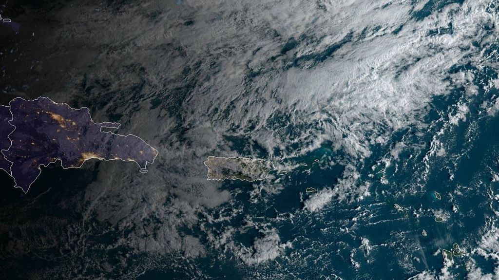  Frente frío produce tiempo lluvioso y oleaje picado 