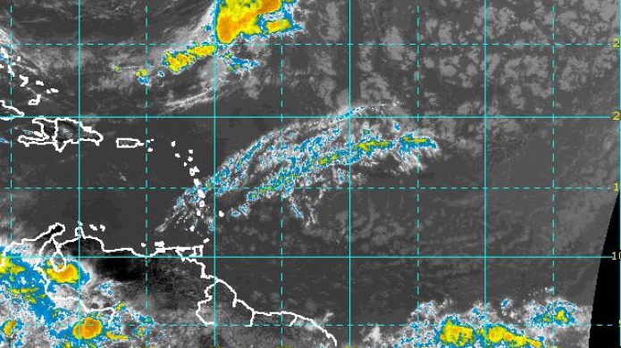 Bruma, calor y aguaceros en la tarde...
