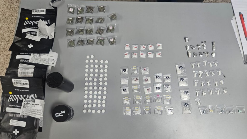  Fotos: Arrestan 54 personas en gallera y casino clandestino en Hato Rey 