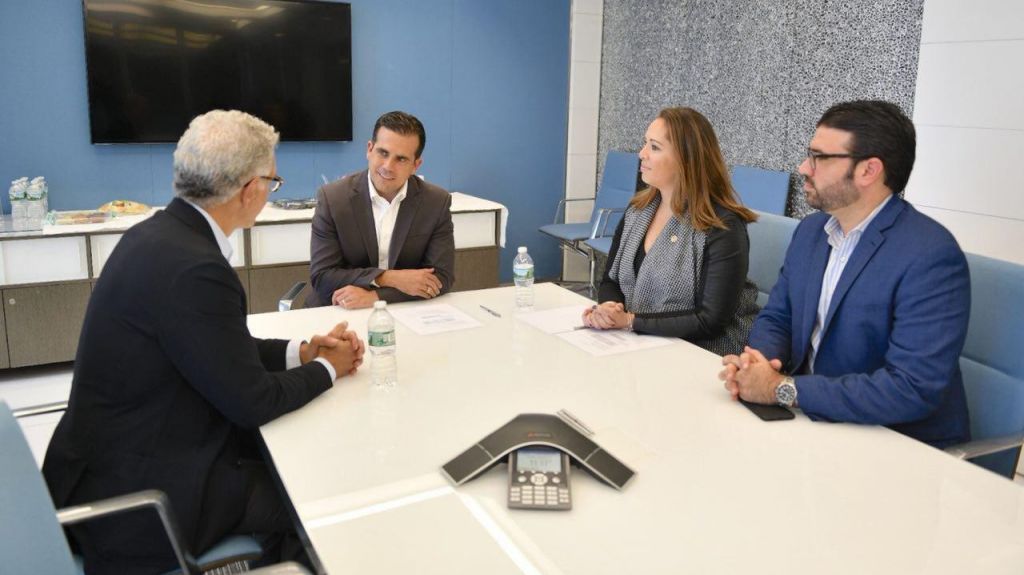  Rossell&oacute; Nevares sostiene reuniones con corporaciones de la industria del turismo 