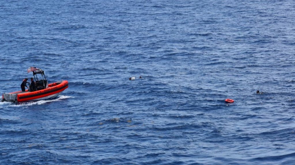  Suspenden la b&uacute;squeda de 10 cubanos que naufragaron frente a costa de Florida 