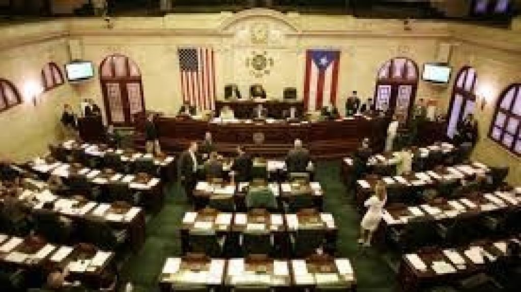  C&aacute;mara de Representantes lleva servicios del gobierno a comunidades del este de la Isla 