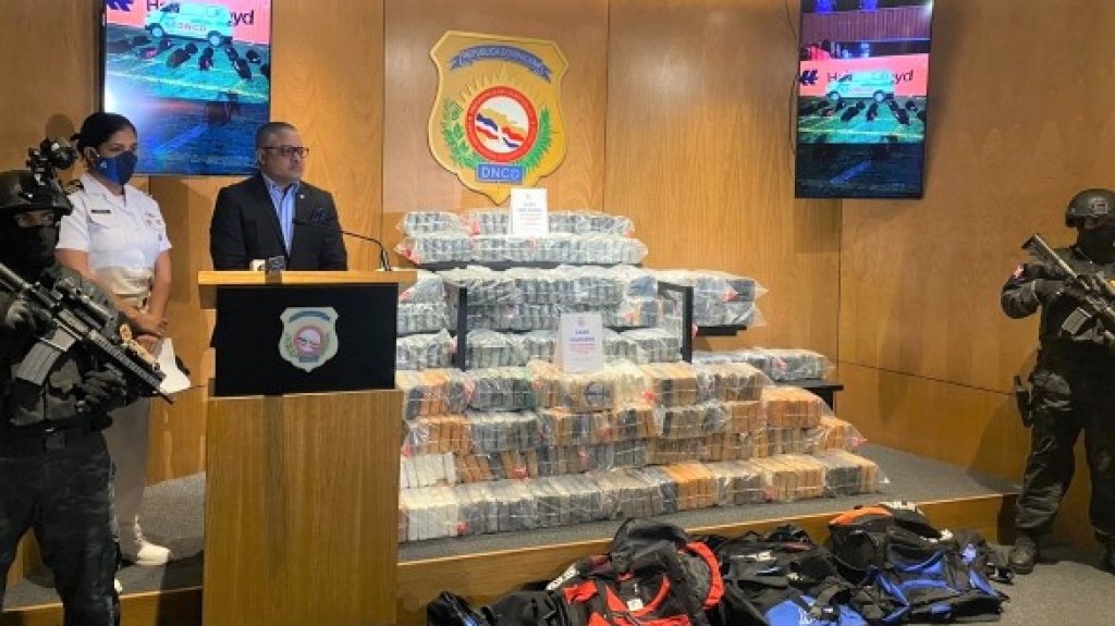  Decomisan 242 paquetes de cocaína debajo de un cargamento de cacao que se dirigía a Francia 