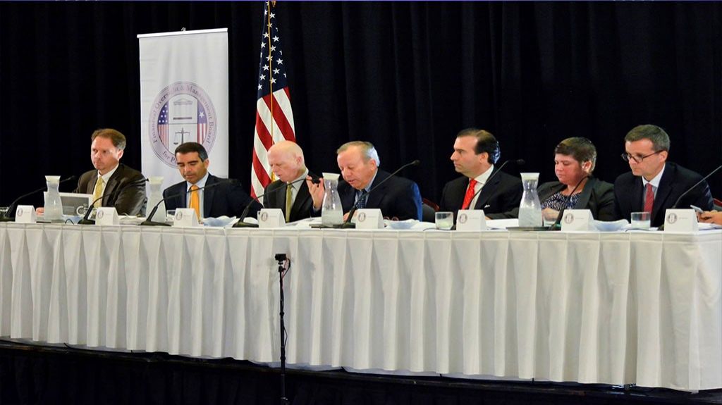  Carri&oacute;n, tercero dice defender&aacute; su presupuesto 