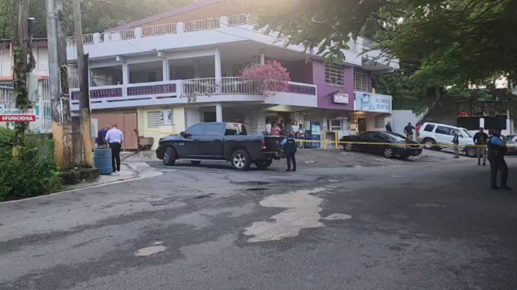  Video: Identifican a hombre asesinado ayer en Vega Baja 