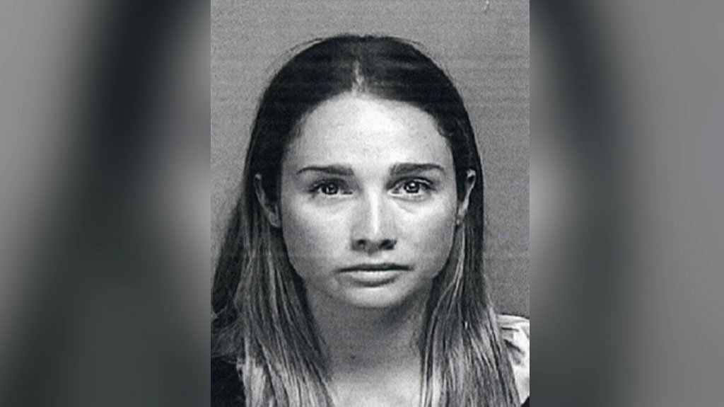  Libre bajo fianza mujer que golpeo a su pareja en Bayamón 