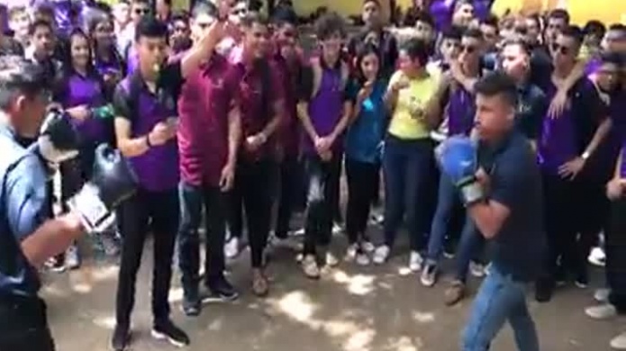 Video: Escuela de Arecibo se convierte en ring de boxeo al mediodÃ­a