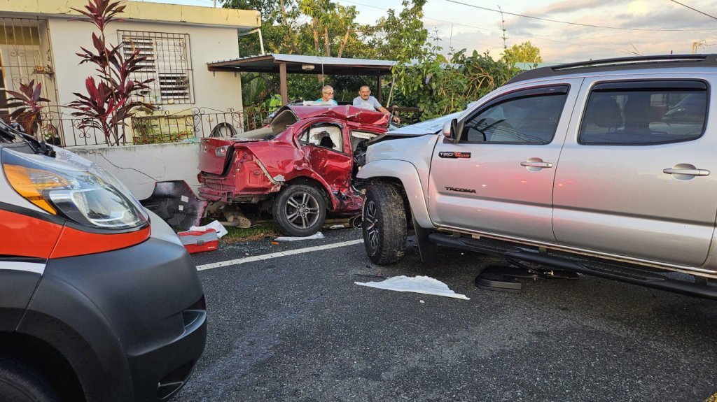  Fotos: Menor sin licencia provoca accidente grave en San Sebasti&aacute;n 