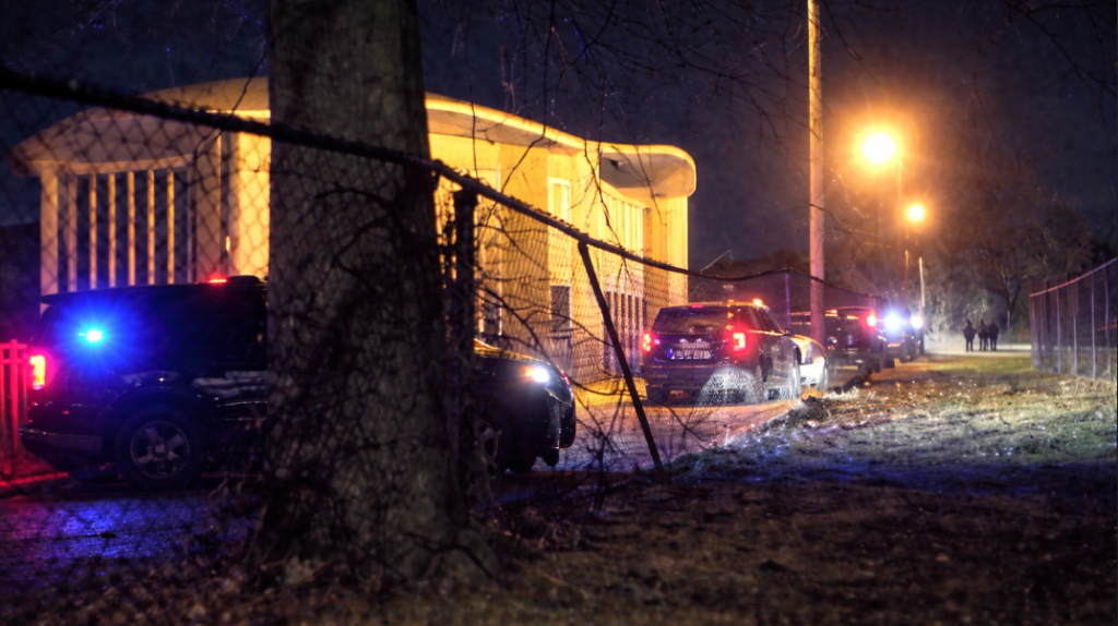  Video: Hallan cuerpos de dos ni&ntilde;as dentro de maletas en Cleveland, Ohio 