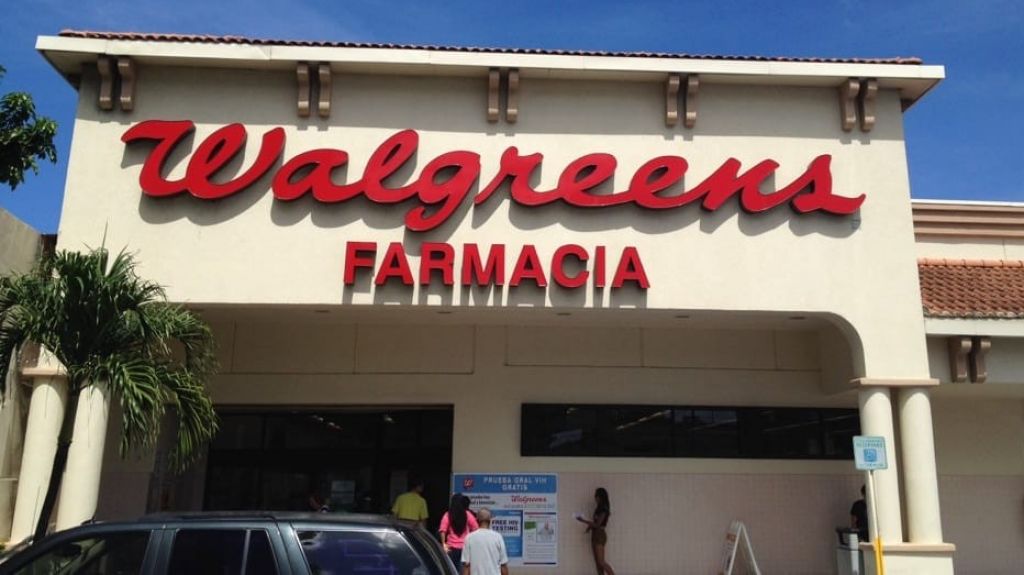  Gerente de Walgreens en Santurce, radica querella por cliente que se quito su m&aacute;scara y comenz&oacute; a gritarle de cerca 