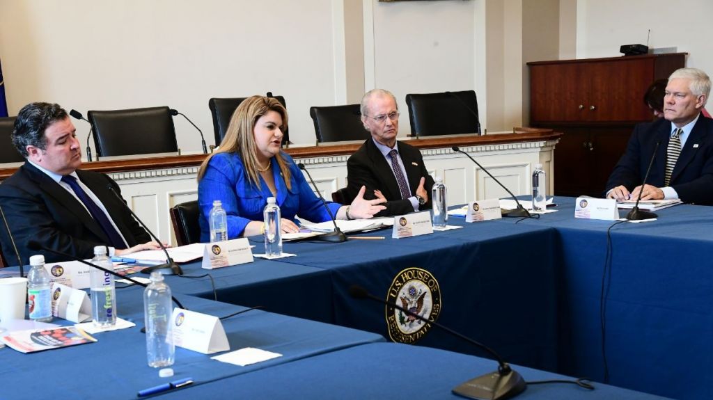  Jenniffer Gonz&aacute;lez impulsa discusi&oacute;n entre embajadores y congresistas sobre relaciones Espa&ntilde;a y Estados Unidos 