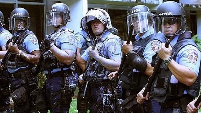 Gobernador descarta la posibilidad de un "Toque de queda" tras paso de MarÃ­a