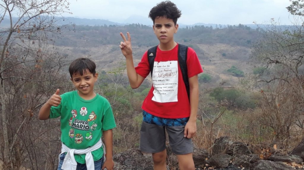  &ldquo;Mi miedo es que no me den a mis ni&ntilde;os&rdquo;, dice madre de menores no acompa&ntilde;ados 