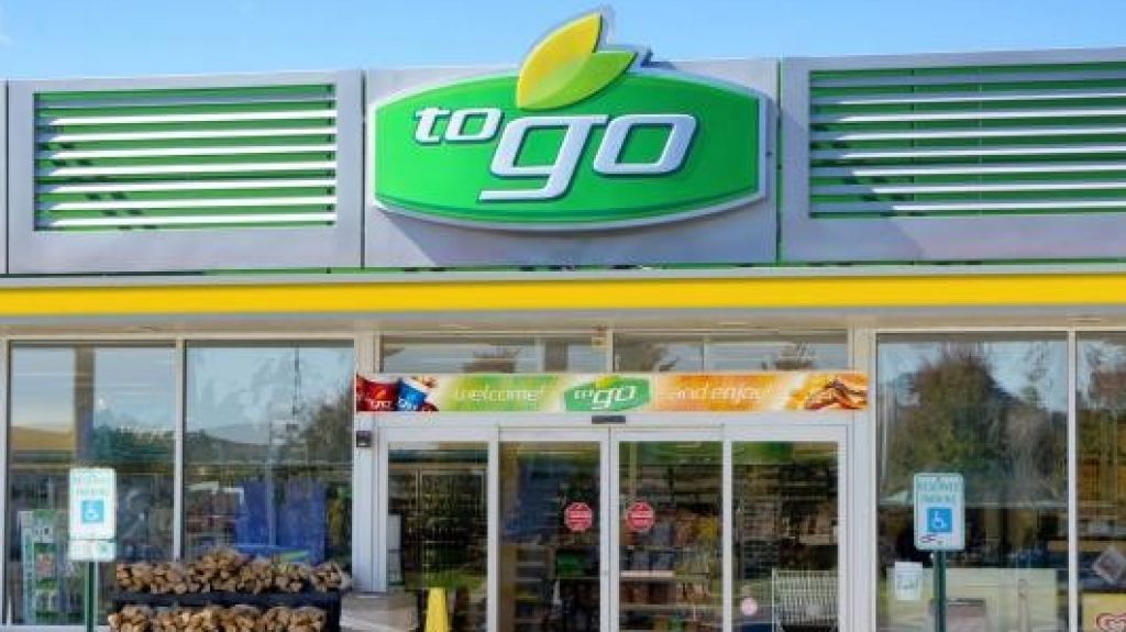  Roban cajas de cerveza en gasolinera en Gurabo 