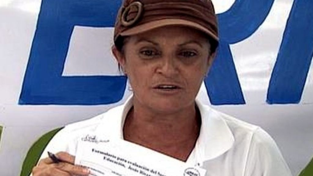  Escuche audio: Herida portavoz de maestros con aprobaci&oacute;n cameral de Reforma Educativa 