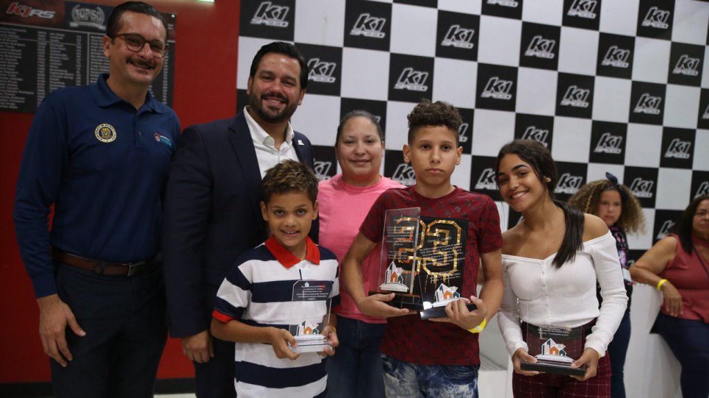  Vivienda P&uacute;blica reconoce ni&ntilde;os destacados en competencia nacional 