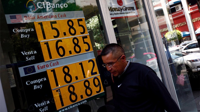 El caos bursÃ¡til llega a MÃ©xico: La Bolsa se desploma en un 6,38%