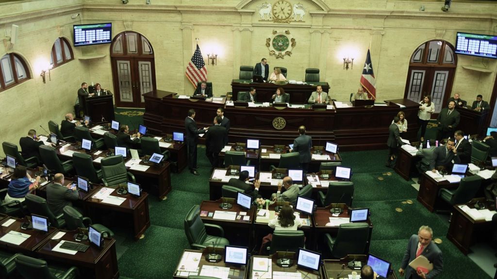  Enmiendan leyes de incentivos para beneficiar a las peque&ntilde;as empresas 