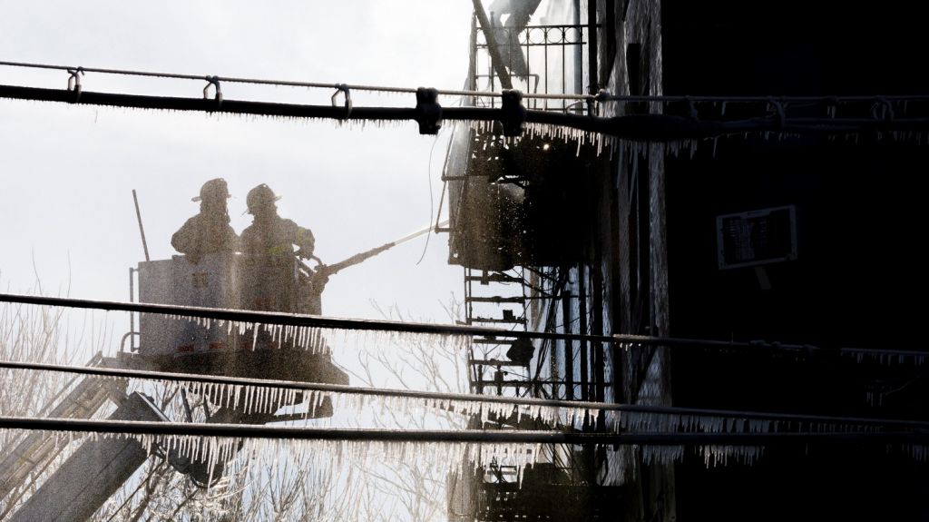  Aumenta a tres el n&uacute;mero de ni&ntilde;os muertos en un fuego en Nueva Jersey 