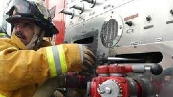 Perro muere calcinado en medio de incendio en apartamento de Arecibo