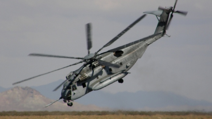 Un helicÃ³ptero de las Fuerzas Armadas de EE.UU. CH-53 se estrella en JapÃ³n