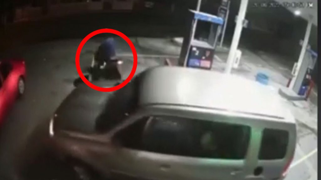  En video momento en que &ldquo;Cacos&rdquo; hacen un &ldquo;Carjacking&rdquo; en gasolinera de Naguabo 