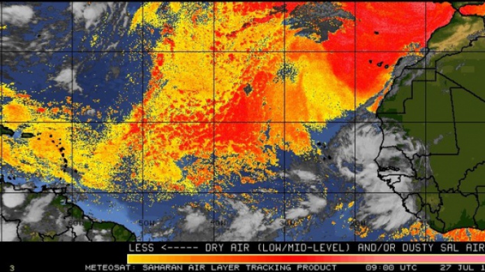 Fuerte Onda Tropical sale de Ãfrica, mientras regresa la bruma y el intenso calor a la isla...