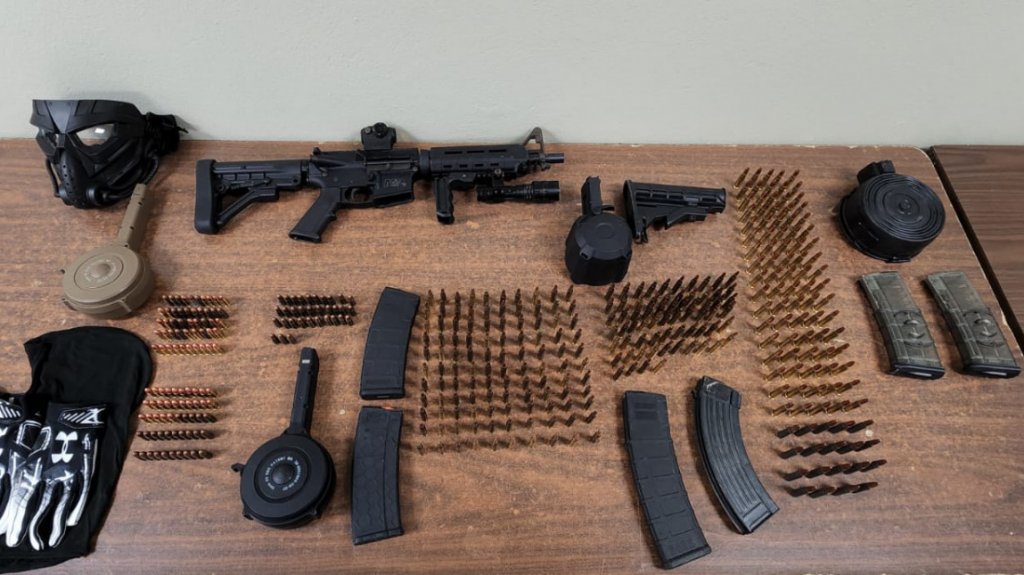  Agentes de Drogas Mayag&uuml;ez confiscan arma, municiones y drogas 