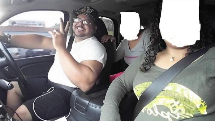 Denuncian que empleado usa vehÃ­culo de la ComisiÃ³n Estatal de Elecciones para actividades personales
