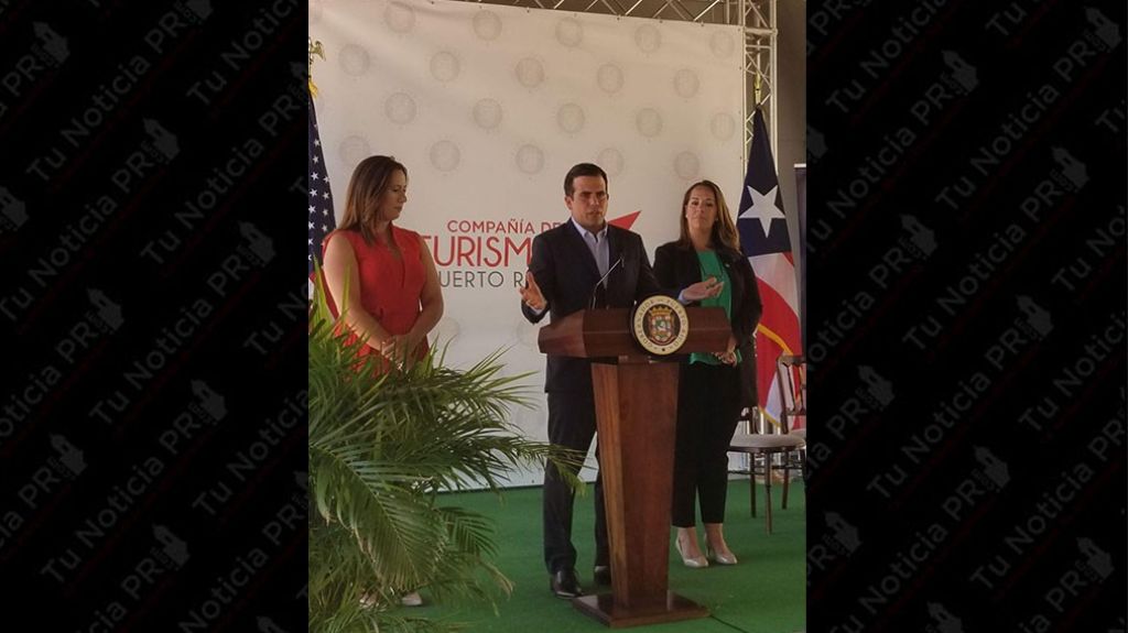  Gobernador anuncia nuevo acuerdo para crear herramienta de difusi&oacute;n de datos tur&iacute;sticos 