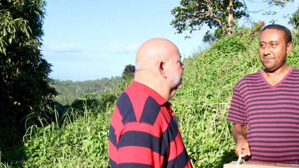  Le llega el agua por primera vez desde hurac&aacute;n Mar&iacute;a a familia en Luquillo 