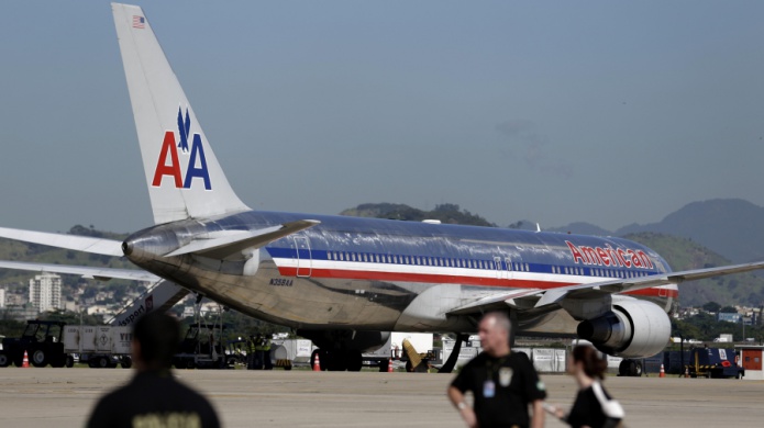 Expulsan a francÃ©s de vuelo de American