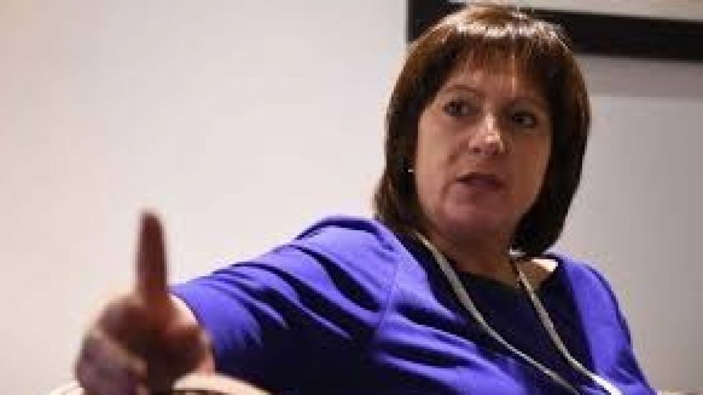  Jaresko le pone fecha al pago de la deuda 