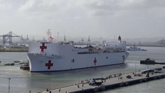 Barco hospital de la marina ya atiende a 64 pacientes, algunos en estado crÃ­tico