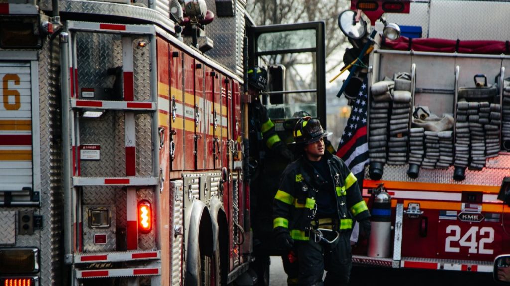  Muere un bombero en Nueva York por incendio mientras se filmaba una pel&iacute;cula 
