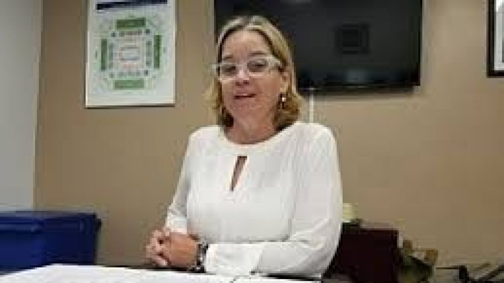  Carmen Yul&iacute;n dice al liderato PNP le tom&oacute; m&aacute;s de un a&ntilde;o sacar la cara por Puerto Rico 