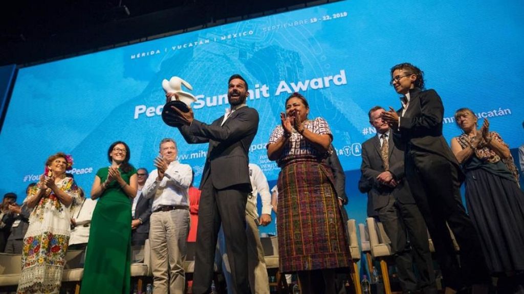  Ricky Martin es reconocido en el marco de la XVII Cumbre Mundial de Laureados con el Nobel de la Paz 