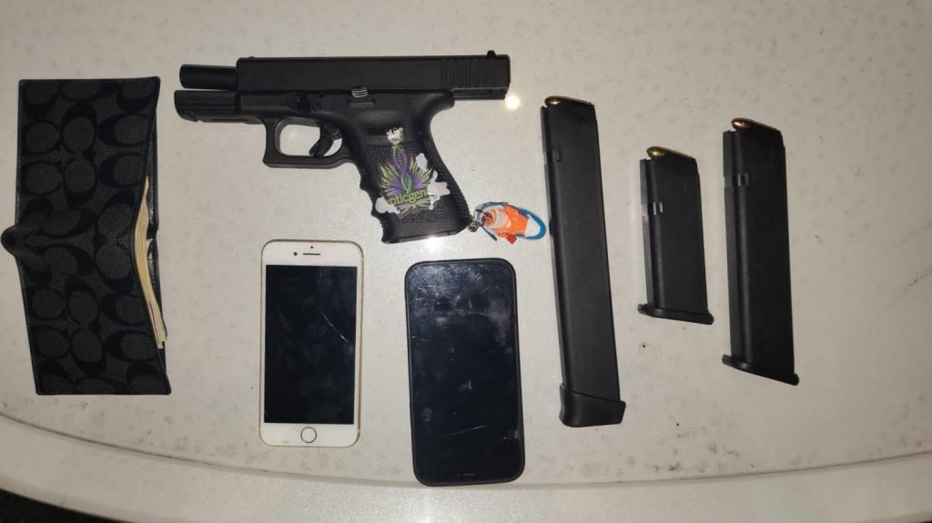  Operativos en San Juan y Bayam&oacute;n resultan en incautaciones de armas y drogas 