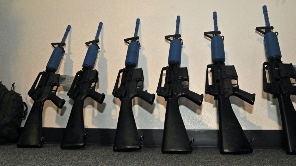  Fabricante casero de AR-15 cumplir&aacute; sentencia de c&aacute;rcel en Los &Aacute;ngeles 