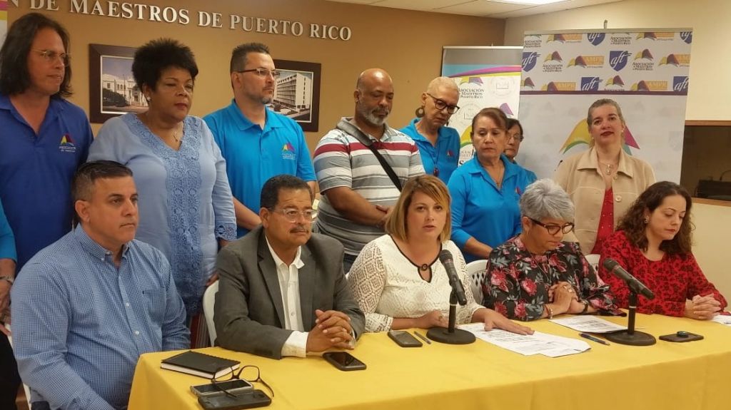  Asociaci&oacute;n de Maestros demanda al DE por descuentos a maestros sin previa notificaci&oacute;n 