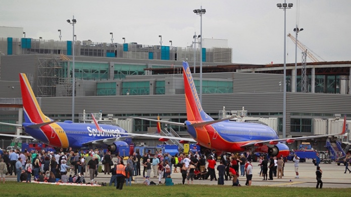 Â¿CÃ³mo fue posible que el agresor de Florida viajara con su arma en aviÃ³n?