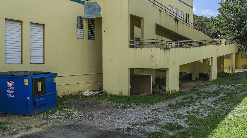  Representante Nogales Molinelli urge que se haga inventario y evaluación de condiciones de riesgo en escuelas públicas 