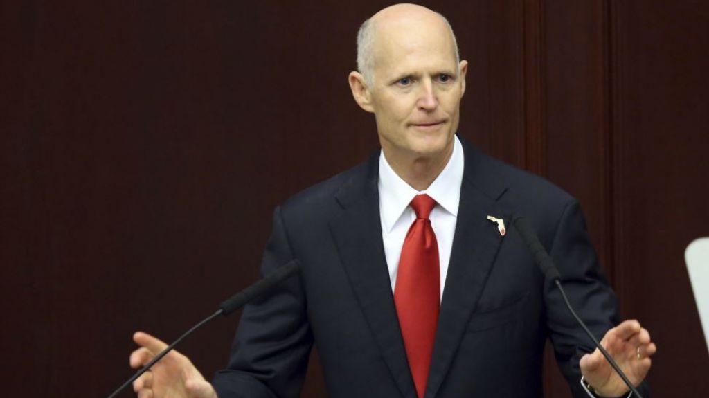  Video: Gobernador de Florida recorre &aacute;rea afectada por hurac&aacute;n Michael 