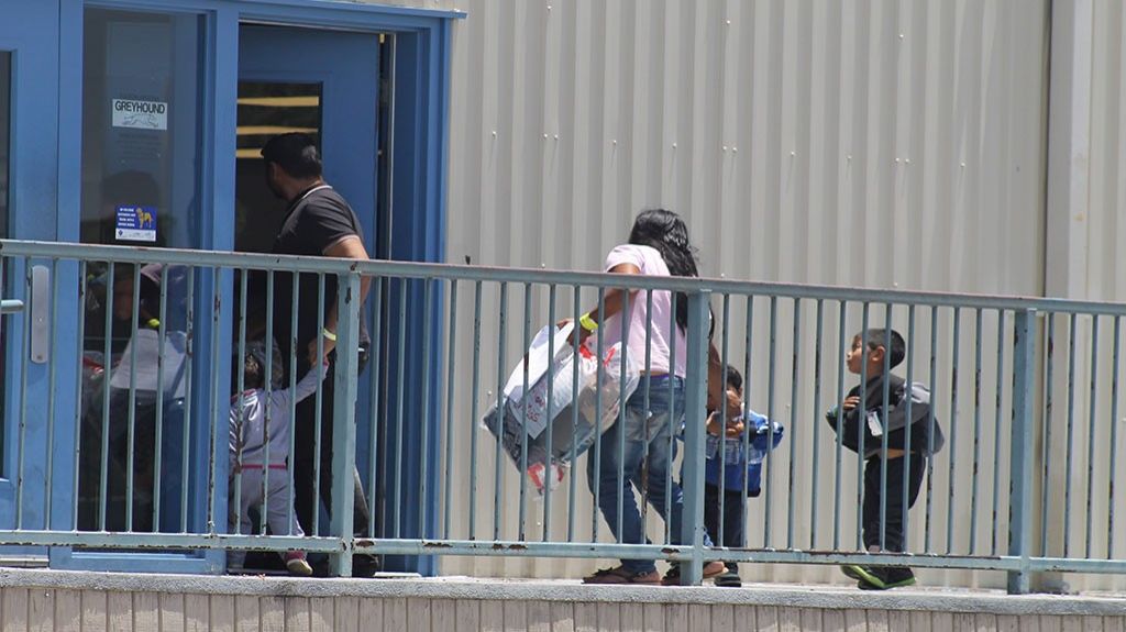  Senadora Cortez Masto pide garantizar la seguridad de menores en la frontera 