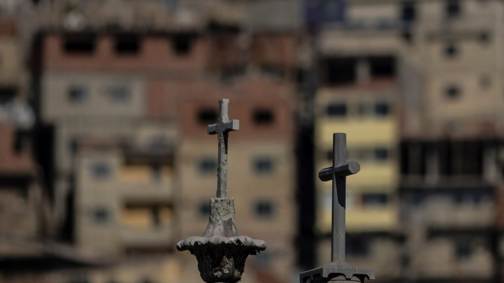  Brasil supera a Reino Unido como el segundo pa&iacute;s con m&aacute;s muertes por COVID-19 