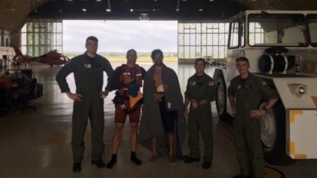  Tenía una muñeca fracturada hombre rescatado en aguas de Crash Boat 