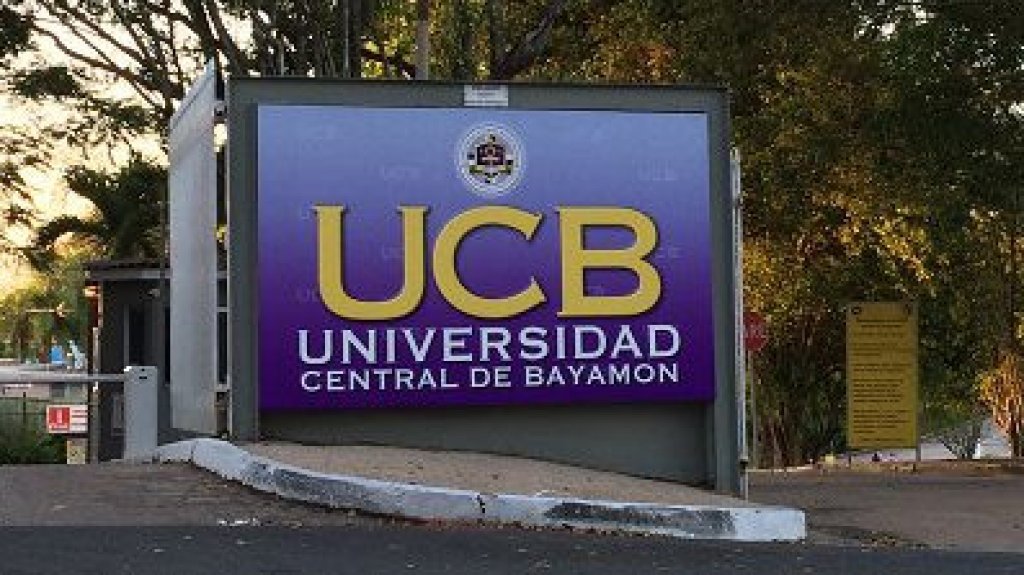  La UCB logra acreditaci&oacute;n del programa de Trabajo Social sin ning&uacute;n se&ntilde;alamiento 